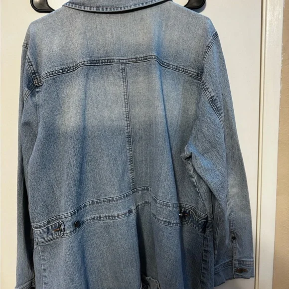 Venezia Light Blue Denim Jacket - Picture 7 of 7